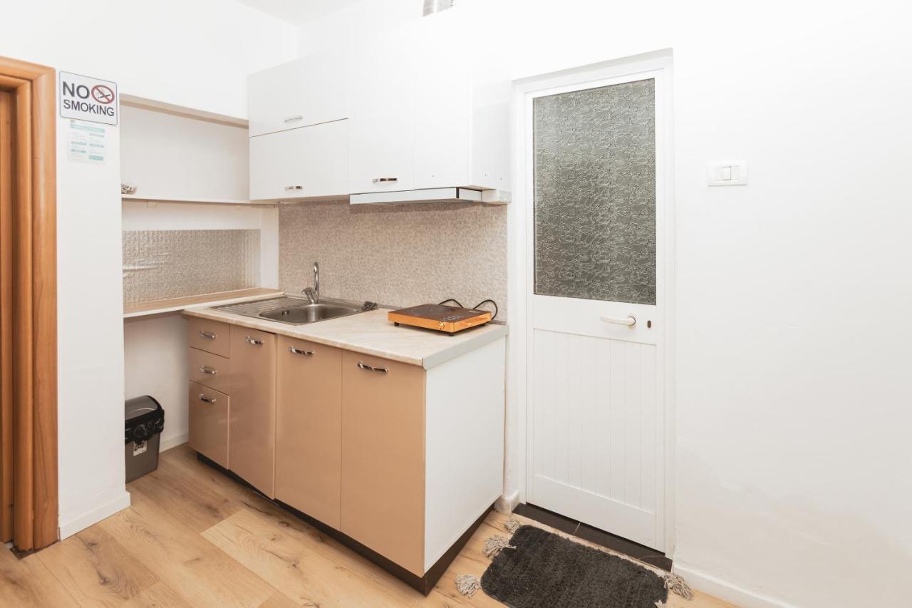 New Apartment At New Bazaar - Tirana City Center المظهر الخارجي الصورة
